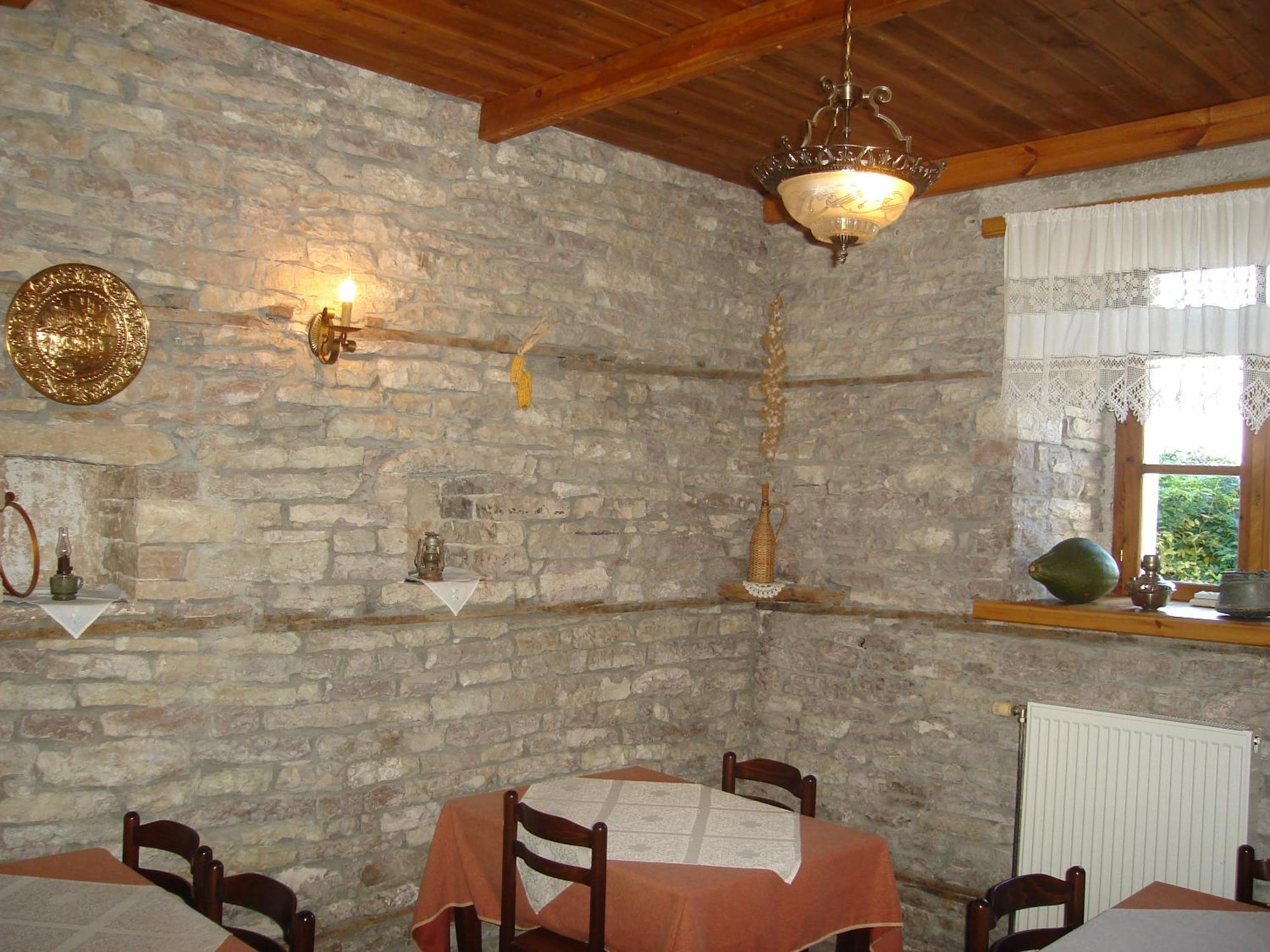 Kalemi Gjirokastër